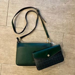 NWOT ANNE KLEIN Shoulder Bag w/AK logo printed mini purse in Forest Green